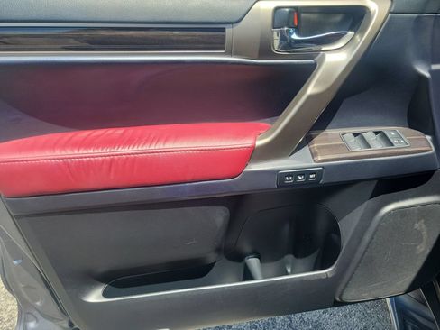 Used 2020 Lexus GX 460 Premium AWD/4WD image 18