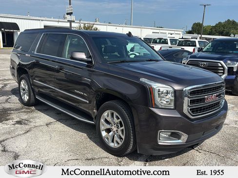 Used 2016 GMC Yukon XL SLT w/ Open Road Package RWD image 1