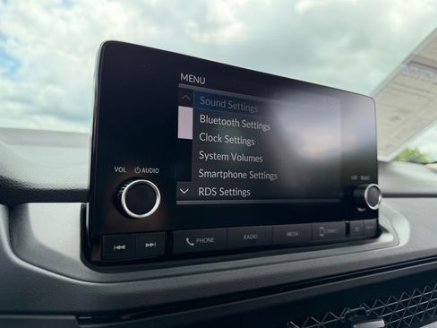 Used 2025 Honda Accord SE image 19