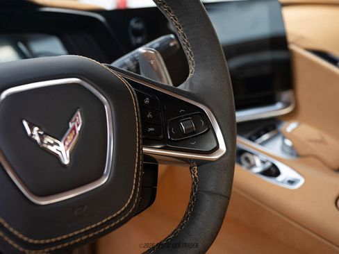 Used 2023 Chevrolet Corvette Stingray Premium Conv w/ Z51 Performance Package RWD image 38