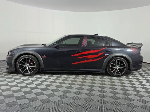 Used 2018 Dodge Charger R/T Scat Pack RWD image 4