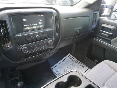 Used 2019 Chevrolet Silverado 2500 W/T w/ WT Convenience Package image 13