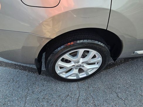 Used 2013 Nissan Rogue SL FWD image 9