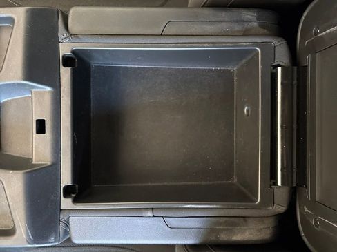 Used 2022 Chevrolet Silverado 1500 Custom w/ LPO, Blackout Package image 26