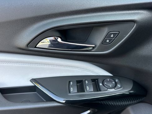 New 2026 Chevrolet Trax LT w/ Driver Confidence Package FWD image 11
