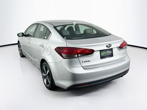 Used 2017 Kia Forte EX FWD image 5