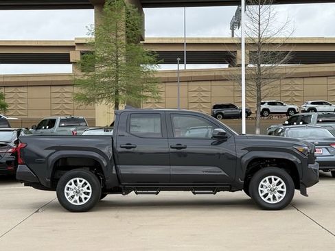 New 2026 Toyota Tacoma SR5 image 3