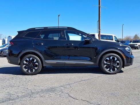 Used 2023 Kia Sportage X-Line image 7