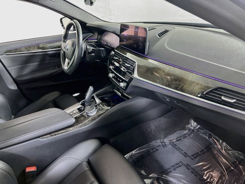 Used 2021 BMW 530i xDrive w/ Convenience Package AWD/4WD image 29