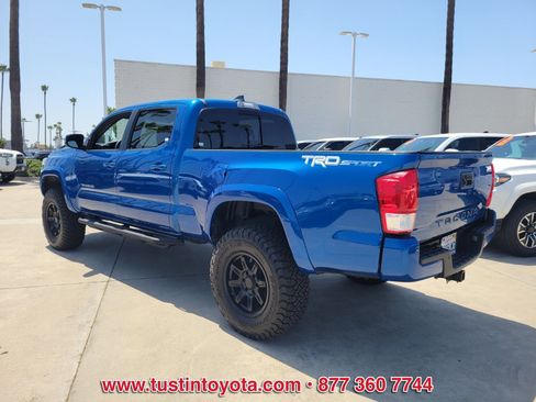 Used 2017 Toyota Tacoma TRD Sport RWD image 6