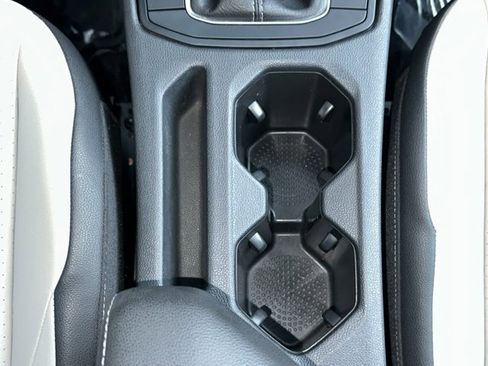 Certified 2020 Volkswagen Jetta R-Line w/ R-Line Cold Weather Package image 33