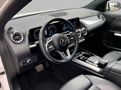 Certified 2023 Mercedes-Benz GLA 250 4MATIC image 18