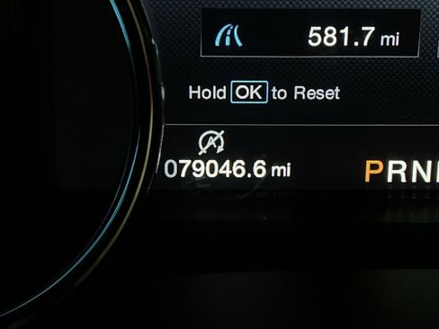 Used 2020 Ford F150 Lariat w/ Equipment Group 502A Luxury image 17