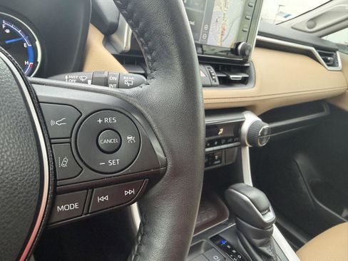 Used 2021 Toyota RAV4 Limited w/ Limited Grade Weather Package image 25