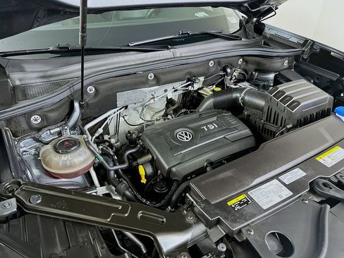 Used 2023 Volkswagen Atlas Cross Sport SE FWD image 26