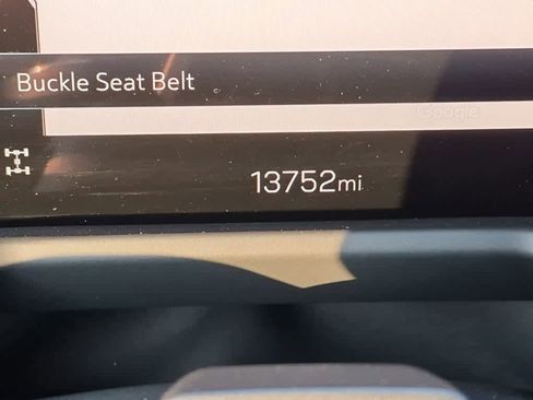 Used 2025 GMC Acadia Denali w/ Super Cruise Package image 19