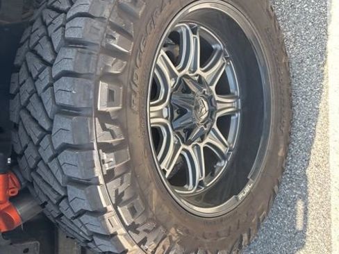 Used 2023 Ford F150 Raptor w/ Raptor Carbon Fiber Package image 7