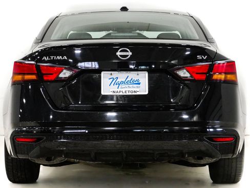 Used 2023 Nissan Altima 2.5 SV image 7