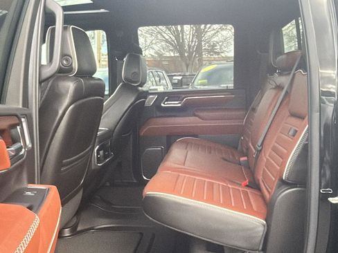 Used 2024 GMC Sierra 2500 Denali Ultimate w/ Snow Plow Prep/Camper Package image 35