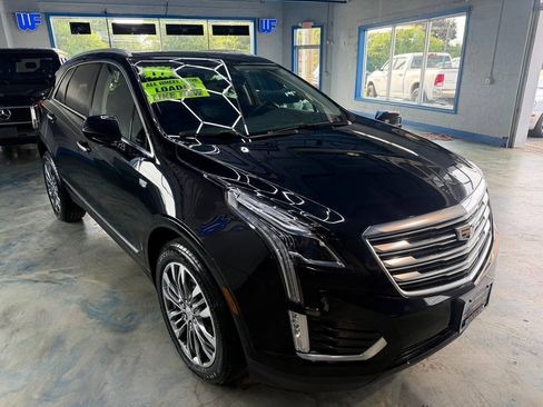 Used 2017 Cadillac XT5 Premium Luxury AWD/4WD image 3