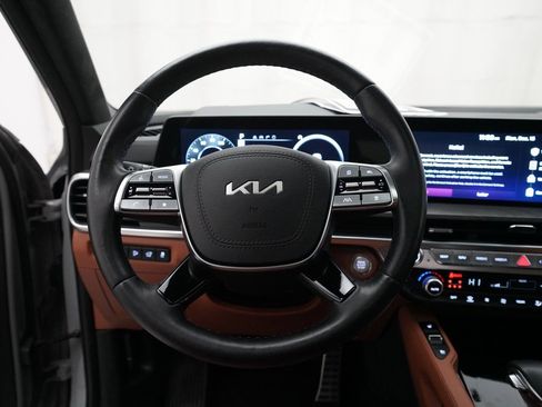 Certified 2024 Kia Telluride SX Prestige X-Pro image 4