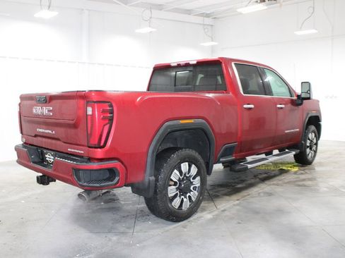 Used 2024 GMC Sierra 2500 Denali w/ Denali Reserve Package AWD/4WD image 9