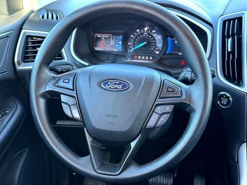Certified 2021 Ford Edge SE image 24