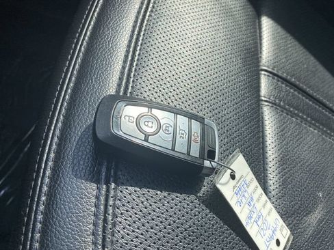 Used 2021 Ford Expedition Max Limited AWD/4WD image 37