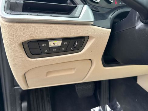 Used 2020 BMW 330i xDrive Sedan w/ Driving Assistance Package AWD/4WD image 14