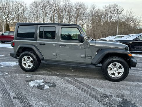 Used 2021 Jeep Wrangler Unlimited Sport image 4
