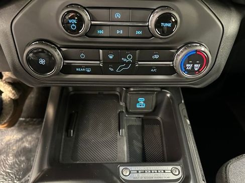 New 2025 Ford Bronco 4-Door image 23