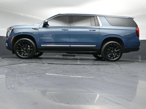 Used 2026 GMC Yukon XL Elevation w/ Elevation Premium Package AWD/4WD image 37