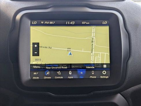 Used 2022 Jeep Renegade Trailhawk AWD/4WD image 13