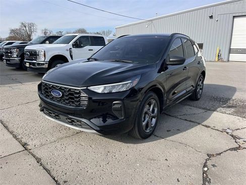 Used 2024 Ford Escape ST-Line w/ Tech Pack #1 image 7