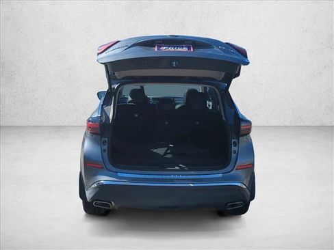 Used 2024 Nissan Murano SL image 9