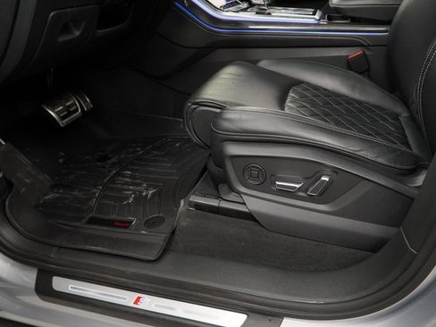 Used 2021 Audi SQ7 Prestige image 42