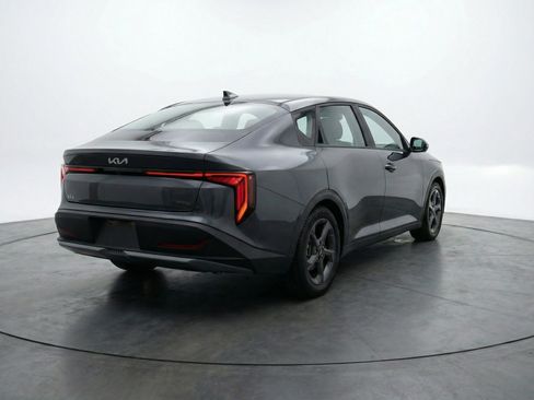 Used 2025 Kia K4 FWD image 7