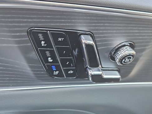 New 2026 Cadillac Lyriq V image 21