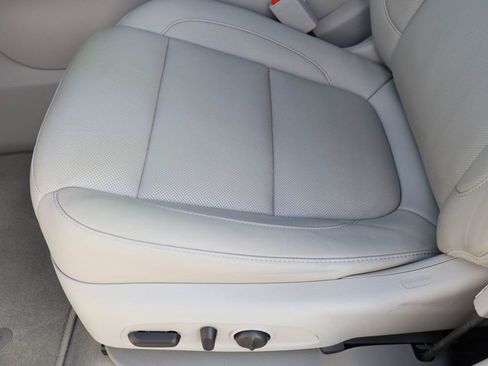 Used 2018 GMC Acadia SLT image 20