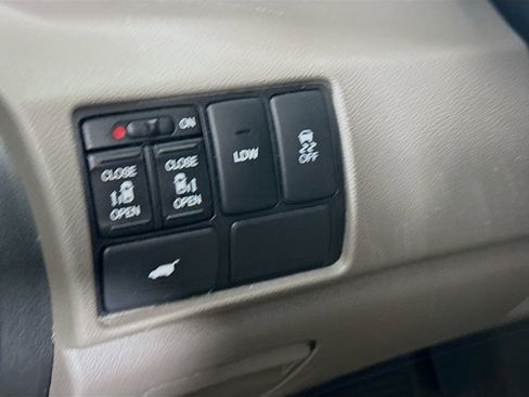 Used 2017 Honda Odyssey EX-L image 10