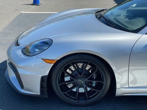 Used 2021 Porsche 718 Cayman GT4 RWD image 15