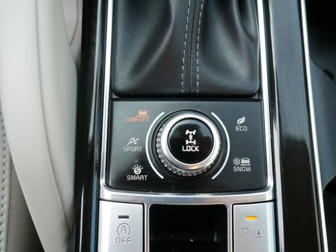 Certified 2024 Kia Telluride S AWD/4WD image 32