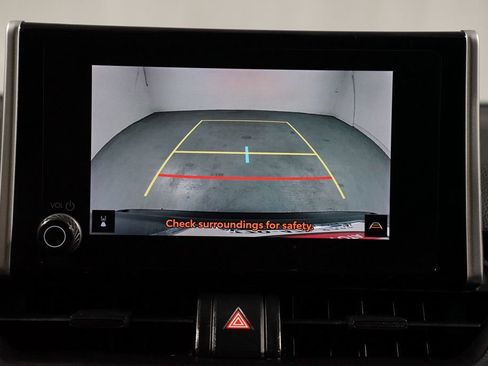Used 2024 Toyota RAV4 XLE FWD image 19