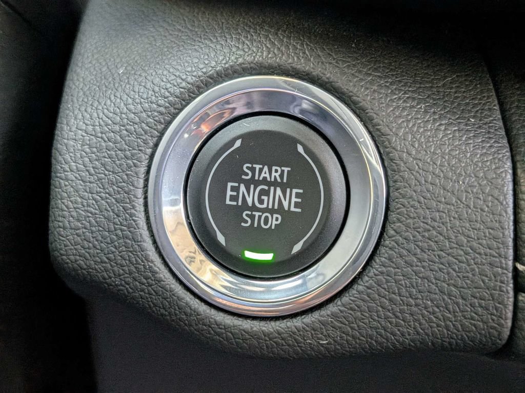 Used 2023 Buick Envision Avenir AWD/4WD image 25