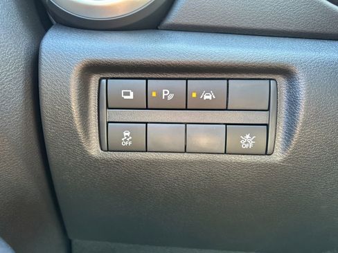 New 2025 Nissan Versa S w/ Trunk Package image 23