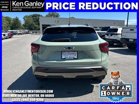 Used 2024 Chevrolet Trax ACTIV w/ Sunroof Package FWD image 8