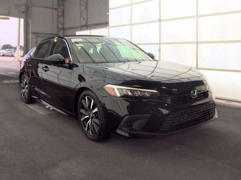 Used 2023 Honda Civic EX image 1