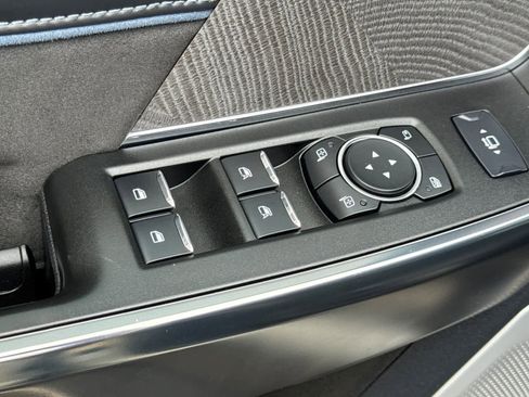 Certified 2025 Ford F350 Platinum image 13