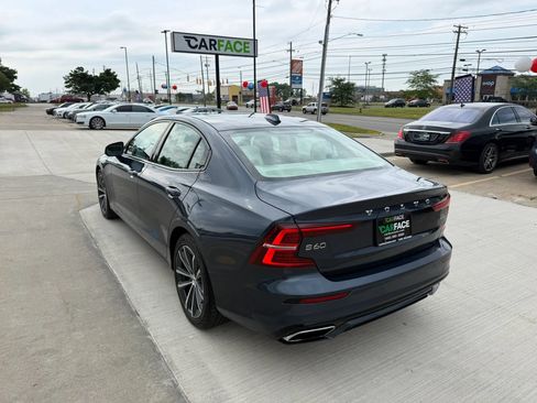 Used 2022 Volvo S60 B5 Momentum AWD/4WD image 8