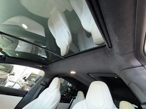 Used 2019 Tesla Model X Long Range AWD/4WD image 37